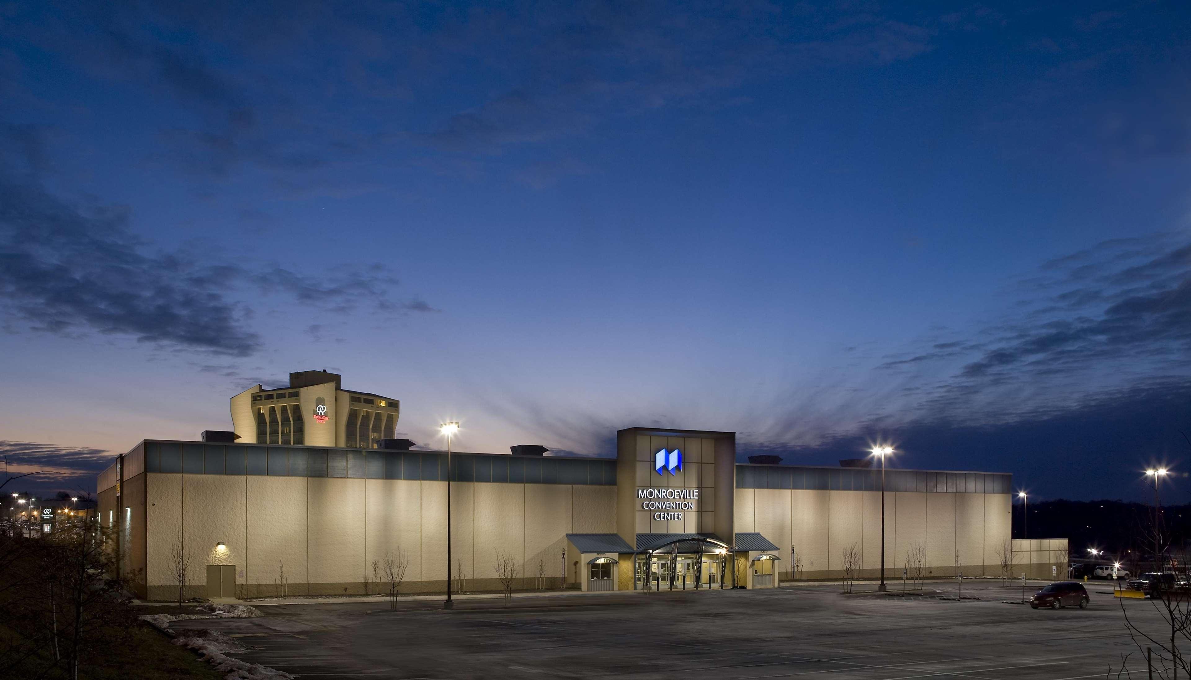 Doubletree By Hilton Pittsburgh Monroeville Convention Center Экстерьер фото