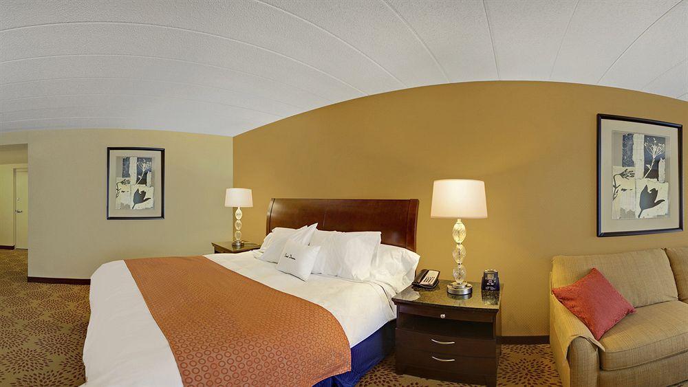 Doubletree By Hilton Pittsburgh Monroeville Convention Center Экстерьер фото