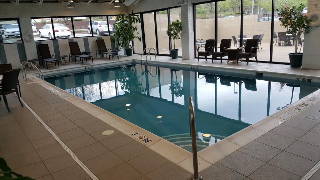 Doubletree By Hilton Pittsburgh Monroeville Convention Center Экстерьер фото